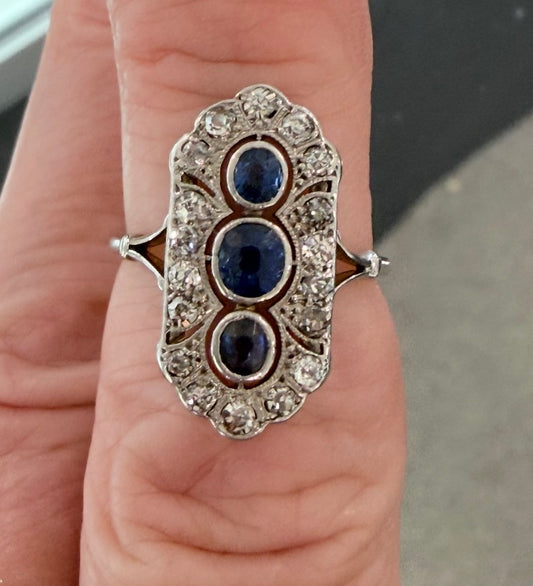 Wonderful Platinum & 18k White Gold Sapphire & Diamond Art Deco Cocktail Ring