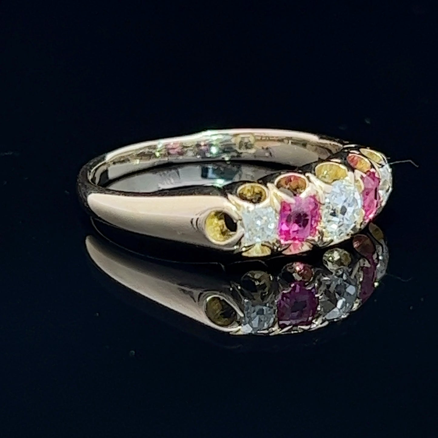 18K Yellow Gold Vintage Ruby & Diamond Ring