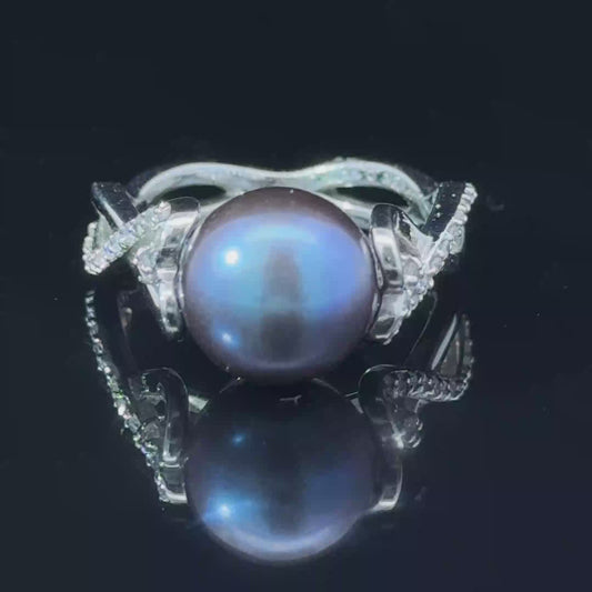 18k Gold Black Tahitian Pearl & Diamond Ring Size N1/2