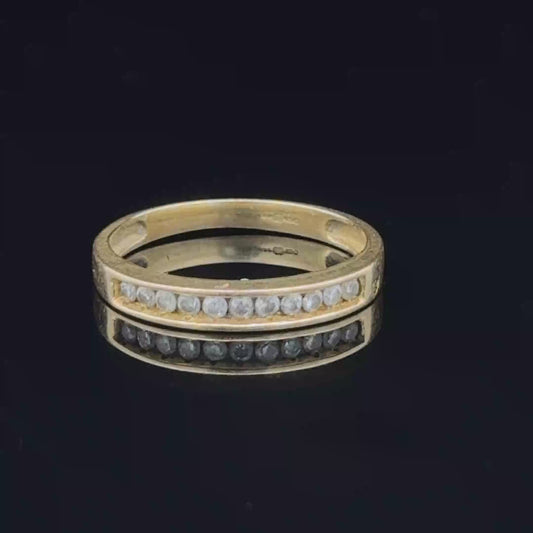 18K Yellow Gold Diamond Band APPX 0.25 CTS