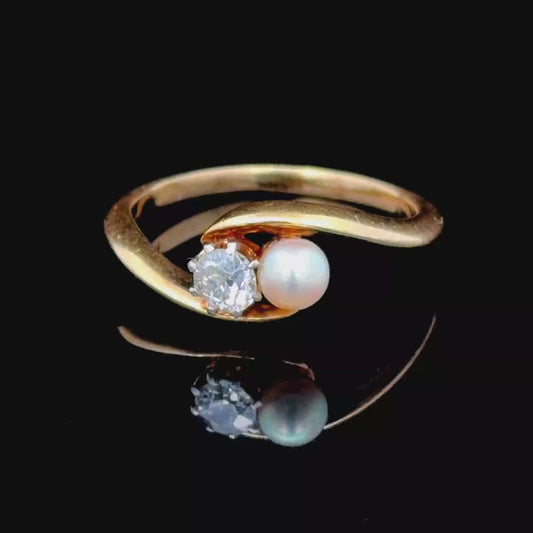 18K Yellow Gold Pearl & Diamond 2 Stone Ring