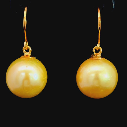 Unusual 18k Yellow Gold Golden Pearl Drop Earrings Having Hook Fittings 10mm Diameter