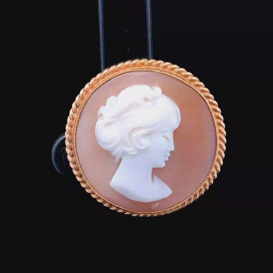 9K Yellow Gold Cameo Brooch