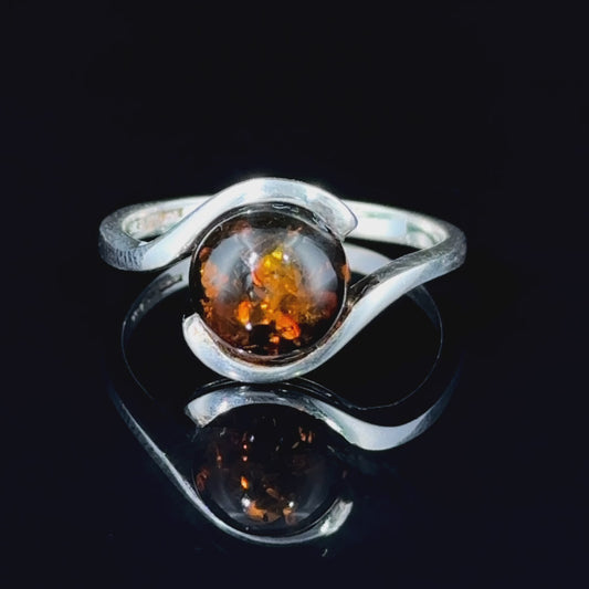Delightful Silver & Cabouchon Amber Swirl Ring