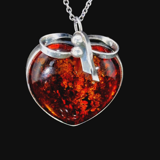 A Lovely Vintage Silver & Amber Heart Pendant (Only)