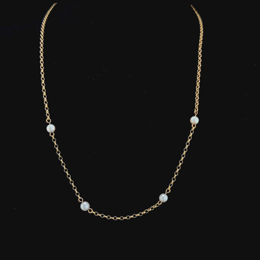 Lovely 9k Yellow Gold 4 Pearl Station Necklace 15 3/4” Long