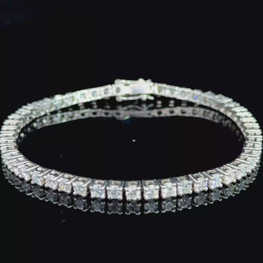 18K White Gold Diamond Line Bracelet APPX 5.2 CTS