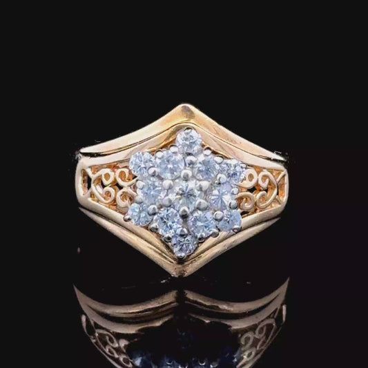 14K Yellow Gold Vintage Diamond Daisy Cluster Ring APX 0.5 CTS