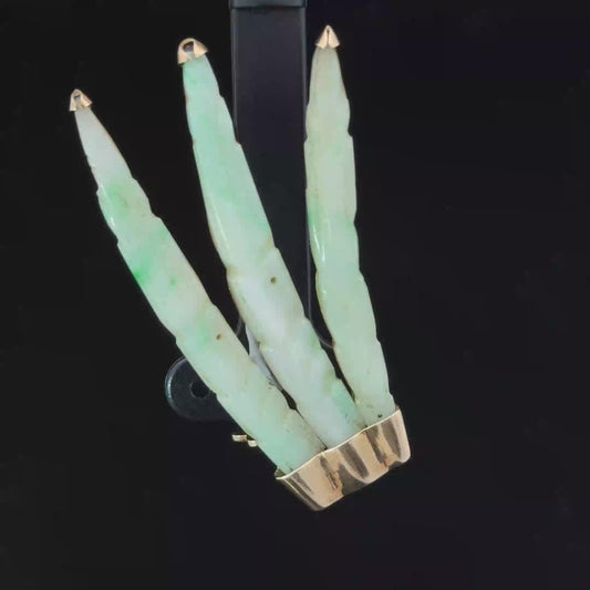 9K Yellow Gold Jade Brooch