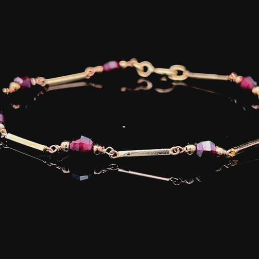 9K Yellow Gold & Garnet Bracelet