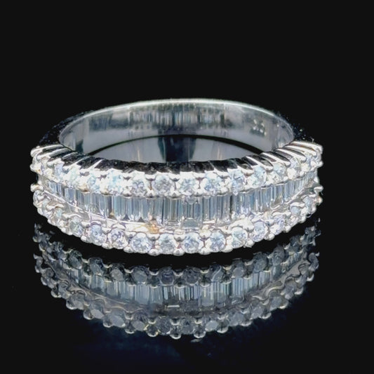 18k White Gold Modern Baguette & Round Cut Diamond Band Ring Appx 1.0 Cts