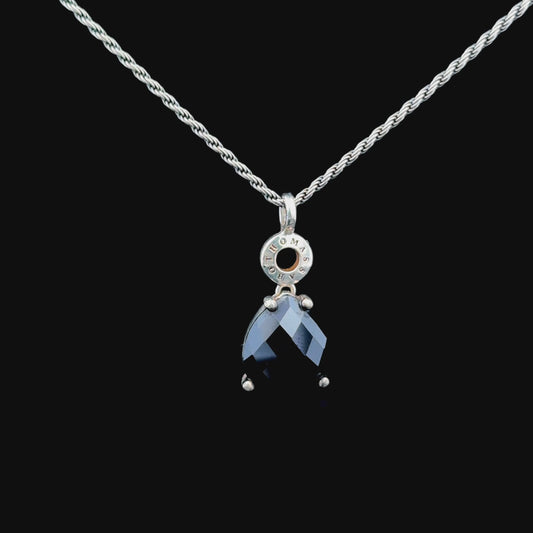 Silver Thomas Sabo Faceted Black Stone Pendant & Chain