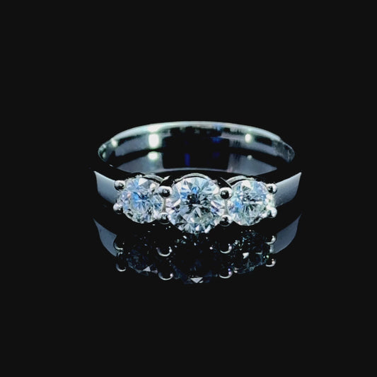 Stunning 18K White Gold Diamond Trilogy Ring 0.75 CTS