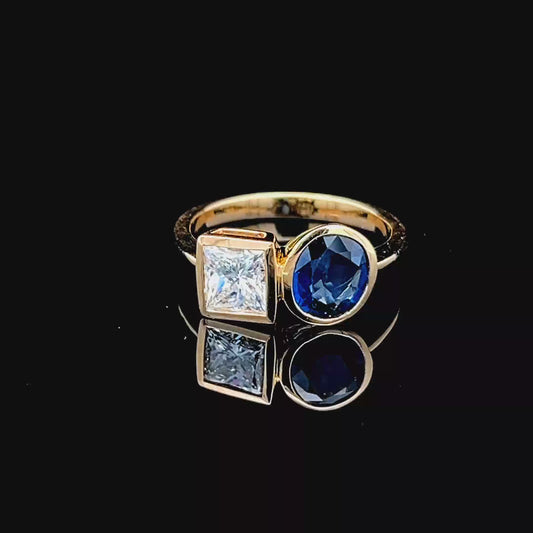 18k Yellow Gold Princess Cut Diamond & Sapphire Moi Et Toi Ring Dia:1.04 CTS Sapphire 1.16 Cts