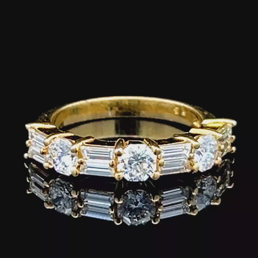18K Yellow Gold Diamond & Baguette Diamond Ring
