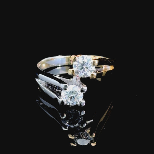 18K 2 Tone Moi Et Toi Diamond Ring: 0.7 CTS VS2 Si1