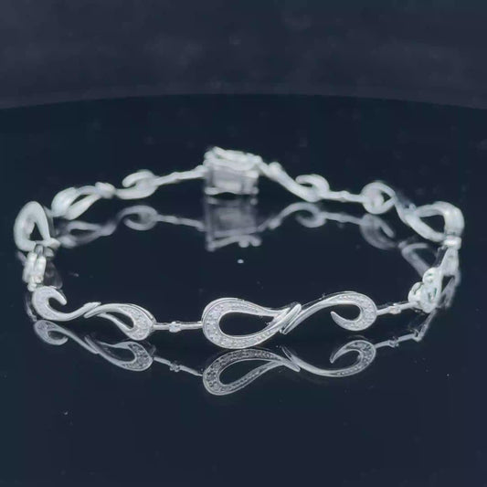 9K White Gold Diamond Fancy Bracelet 5.32 GMS