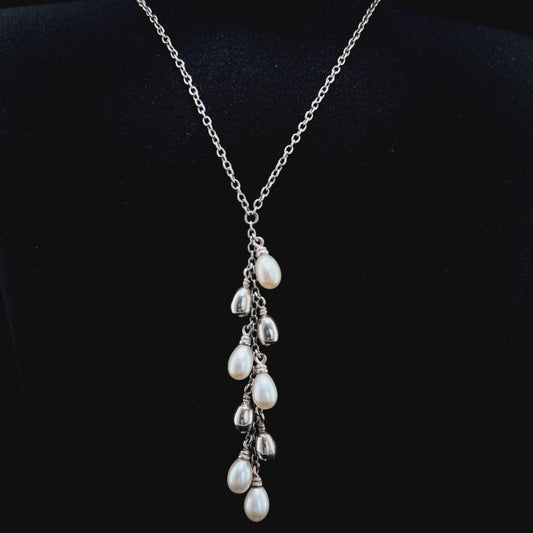 Lovely Silver Cultured Pearl Fixed Pendant & Chain