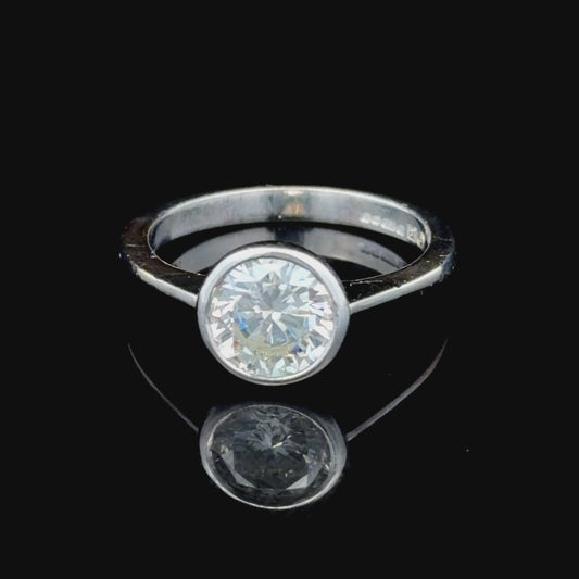 18k White Gold Bezel Set Diamond Solitaire Ring Appx O.95 Cts