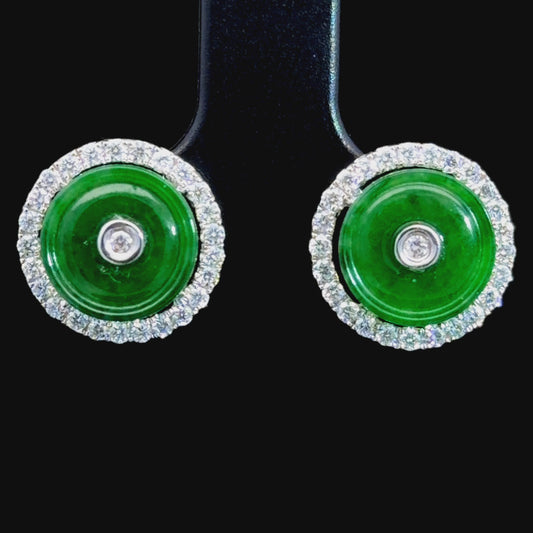 Stunning 18k White Gold Jadeite & Diamond Halo Stud Earrings Appx. 0.50 Cts total